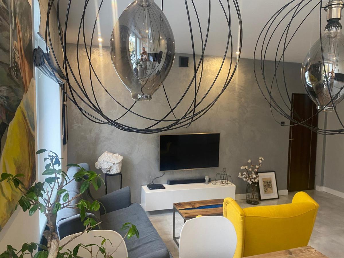 Apartament Centrum- Art&Design Konin  Luaran gambar