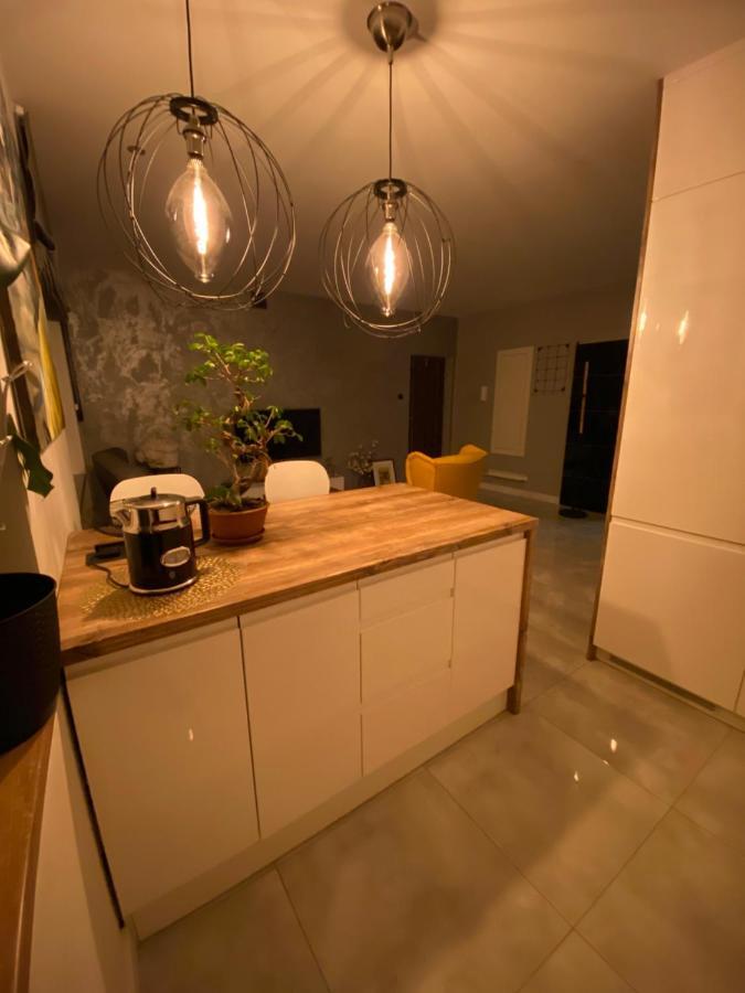 Apartament Centrum- Art&Design Konin  Luaran gambar